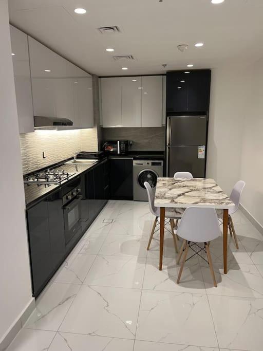 Modern Studio In The Heart Of Amman Exterior photo